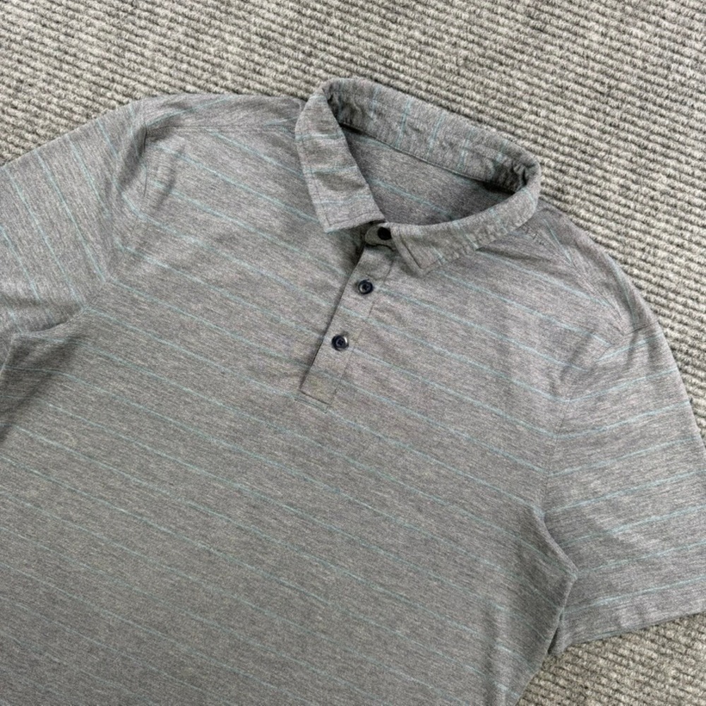 Lululemon Heathered Grey Blue Striped Short Sleeve Golf Polo Shirt Mens READ